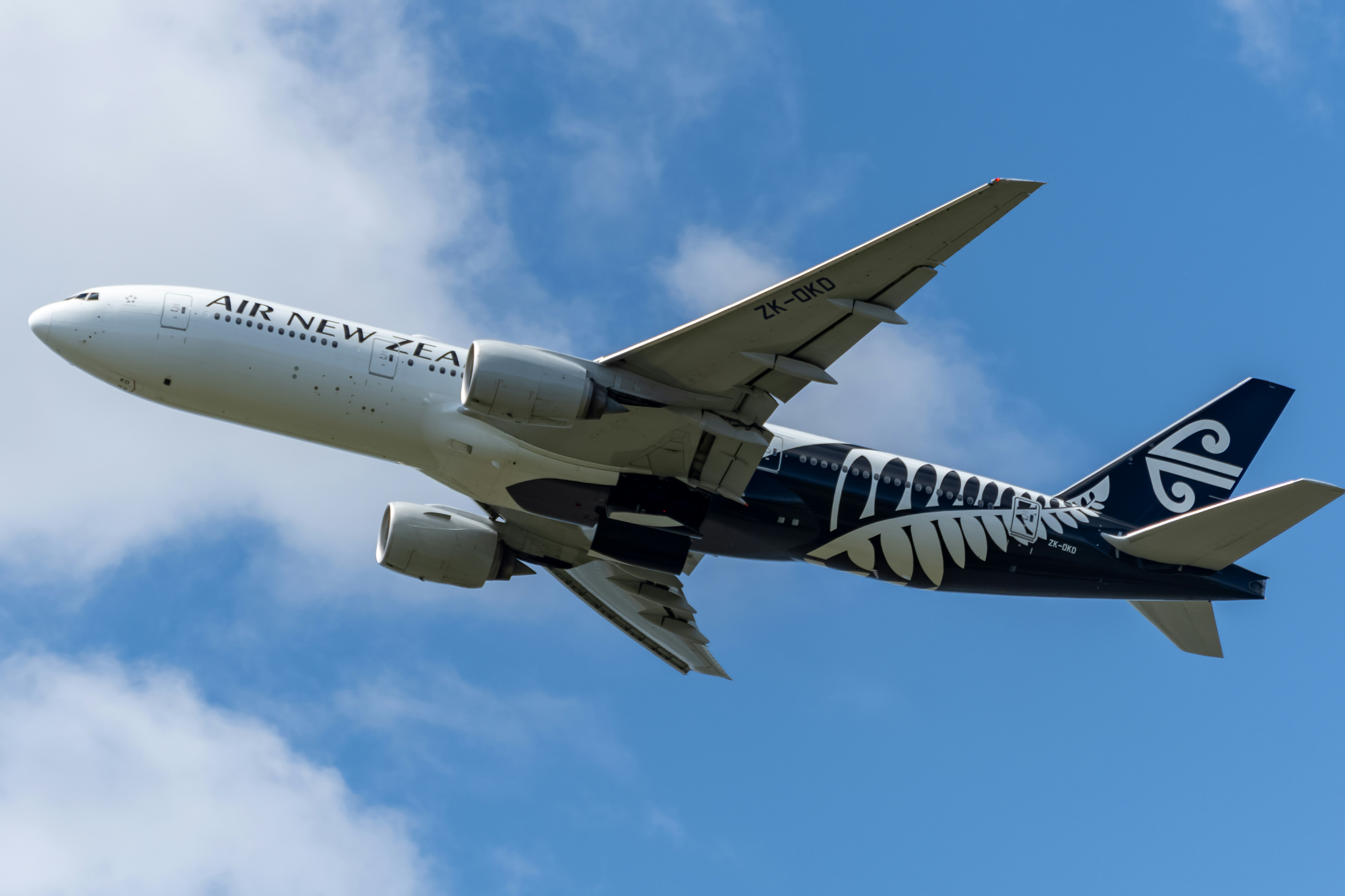 Air New Zealand’s Boeing 777 flying over Auckland City